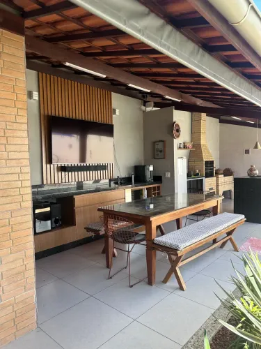 Casa completa com piscina ( PREÇO P/ DIARIA), área gourmet