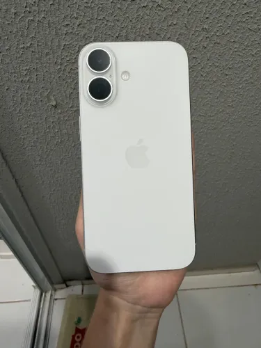 iPhone 16 256GB