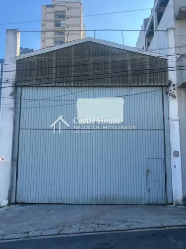 Galpão à Venda em Vila Moinho Velho - 234m² por R$ 1.700.000