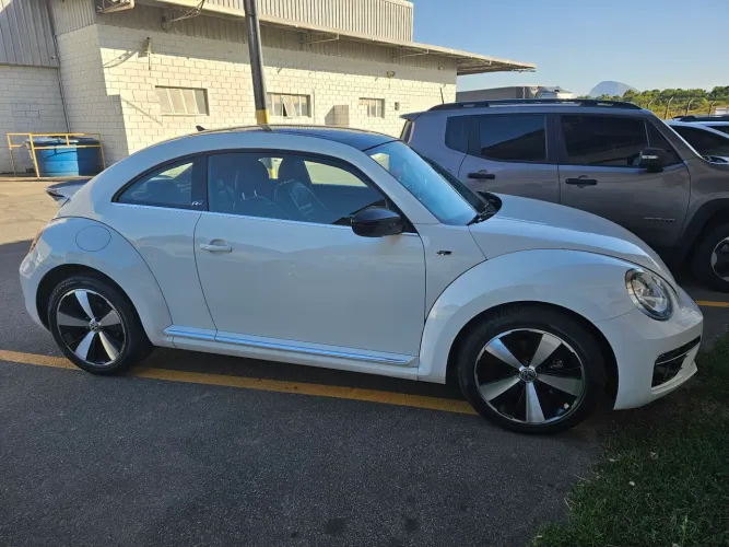 Volkswagen Fusca 2.0 R-line TSI 16V Aut. 2014