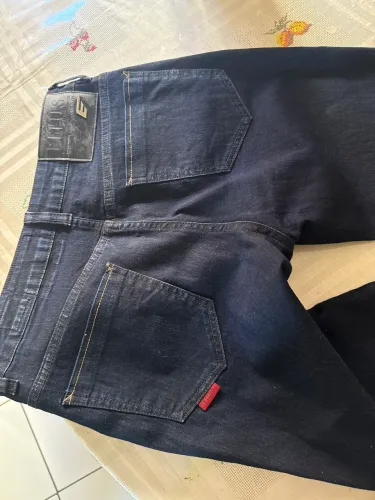 Calça Ellus