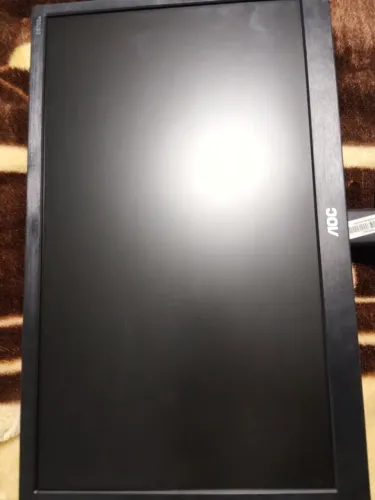 Monitor 18,5 Pol 5 ms AOC praticamente novo