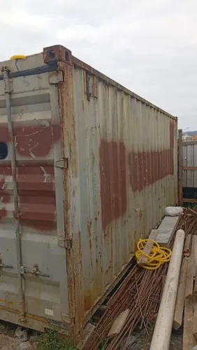 Container