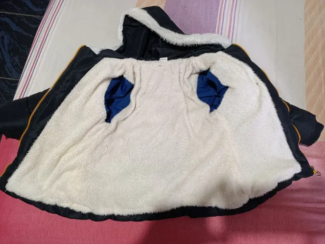Vendo casaco menina