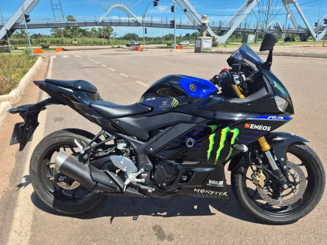 Yamaha R3 Monster 2022/23 - 2.650 km