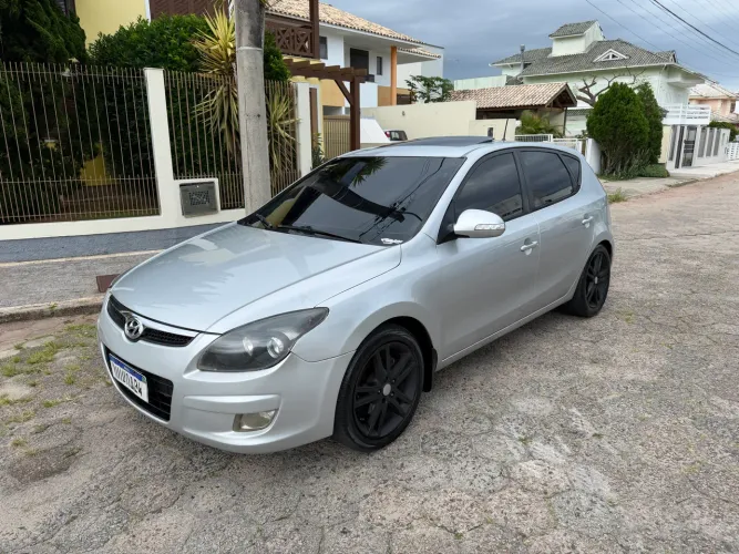 I30 2.0 automático banco de couro teto solar troca e financia