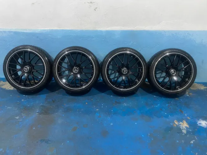 Rodas AMG Aro 20 Mercedes Benz com pneus