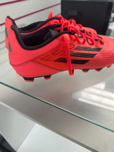 Chuteira F 50 Adidas / 41 