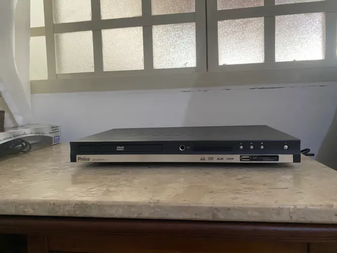 DVD Player Philco (Entrada USB / Karaokê) - Perfeito Estado (Desapego Mudança)