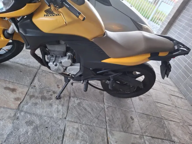 CB300R