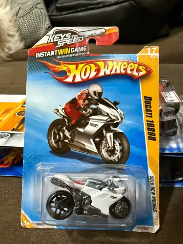Hot Wheels - Ducati 1098R - ano 2009