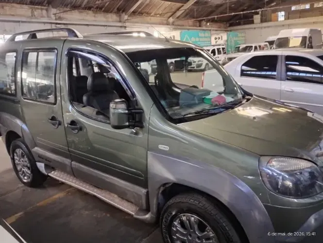 Fiat Doblo Adv/adv Tryon/locker 1.8 Flex 2013