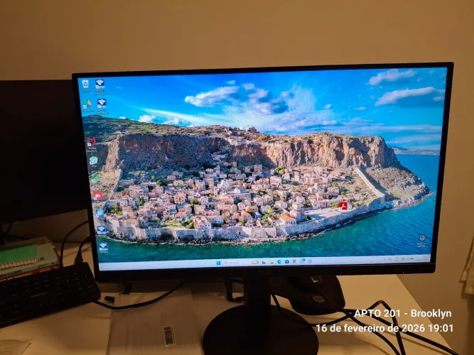Monitor AOC 21,5" full HD 75hz 4ms ajuste de altura