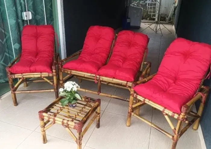 Conjunto Bambu 2 poltronas + 1 uma namoradeira + 1 mesinha