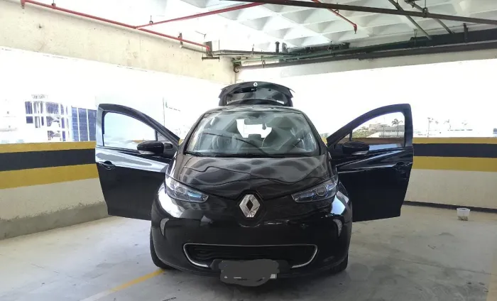 Renault Zoe Intense 92cv (elétrico) 2019