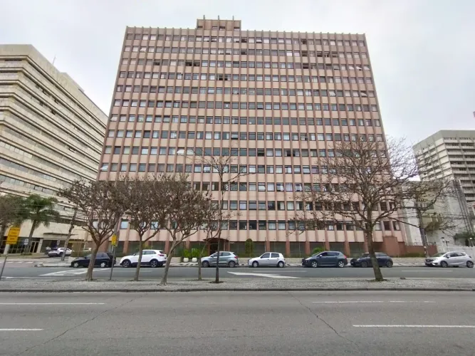 Apartamento 1 quarto semi mobiliado próx ao Shopping Mueller no Centro Cívico 938002