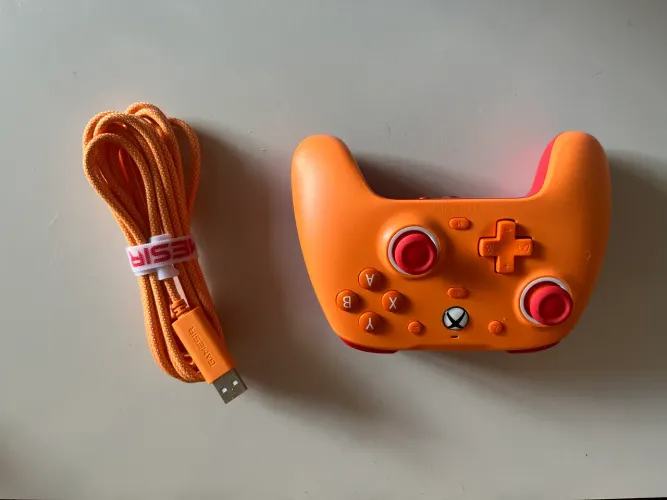 Controle gamesir g7 se laranja