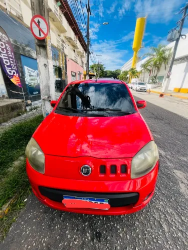 Fiat Uno Sporting 1.4 EVO Fire Flex 8V 4P 2012