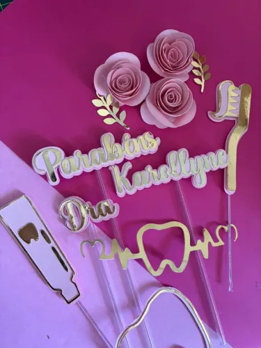 Topos de bolo personalizados