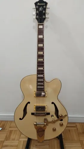 Guitarra Ibanez AF75TDG Ivory