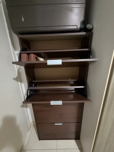 Vendo Sapateira 4 gavetas