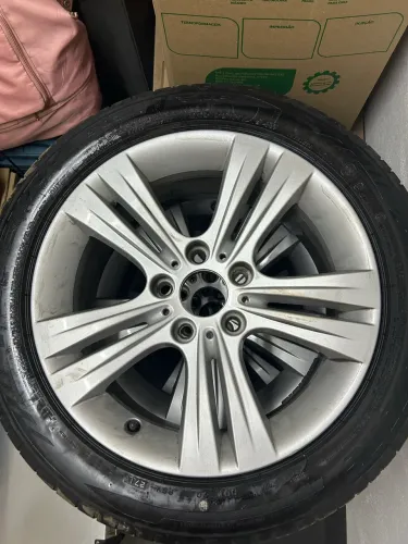 Rodas originais aro 17 BMW 320i e 328i + pneus runflat