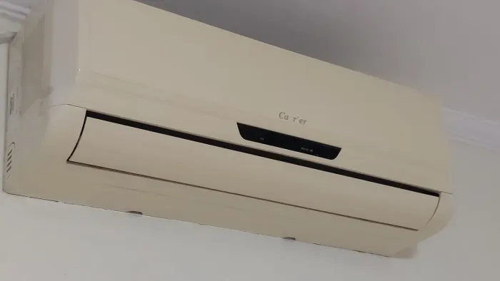 Ar condicionado Carrier 9.000 btu's - 220V
