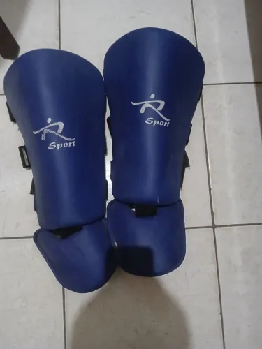 Caneleira de Muay Thai