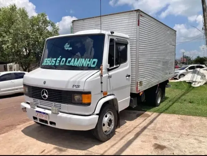 2002 MERCEDES - BNZ 710