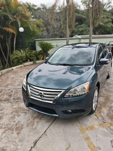 Nissan Sentra SL 2.0/ 2.0 Flex Fuel 16V Aut. 2015