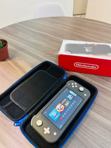 Nintendo Switch Lite