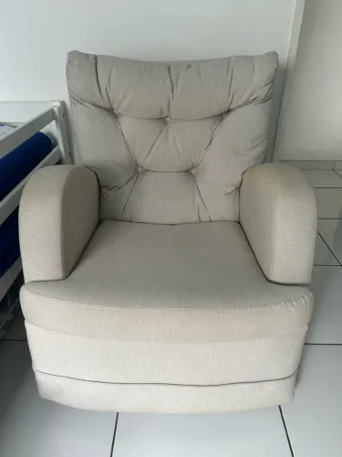Poltrona de Amamentação de Balanço 
