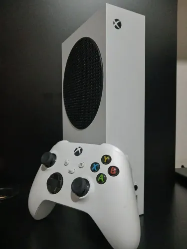 Xbox Series S - 512gb - 1 controle
