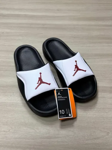 Chinelo Jordan Franchise Original (Preto/Branco)