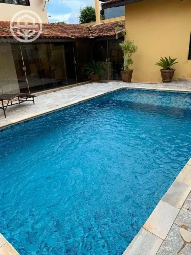 Casa com 4 dormitórios à venda, 338 m² por R$ 1.700.000,00 - Centro - Barretos/SP
