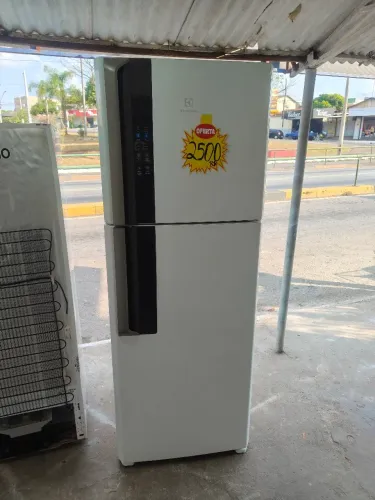 GELADEIRA ELECTROLUX FROST FREE TOP