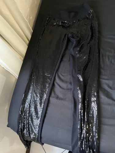 Calça Preta toda de Paetê linda 34/36