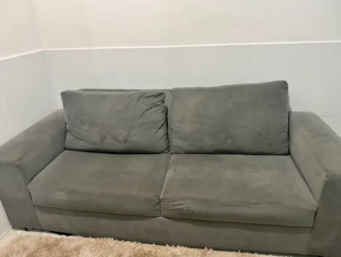 Sofá seminovo 
