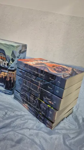 Coleção Box Harry Potter - 7 Volumes (português) Capa Comum + Marcador Exclusivo - 1ª Ed.