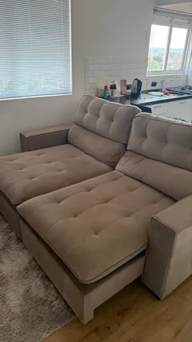 Sofá retrátil e reclinável em ótimo estado 