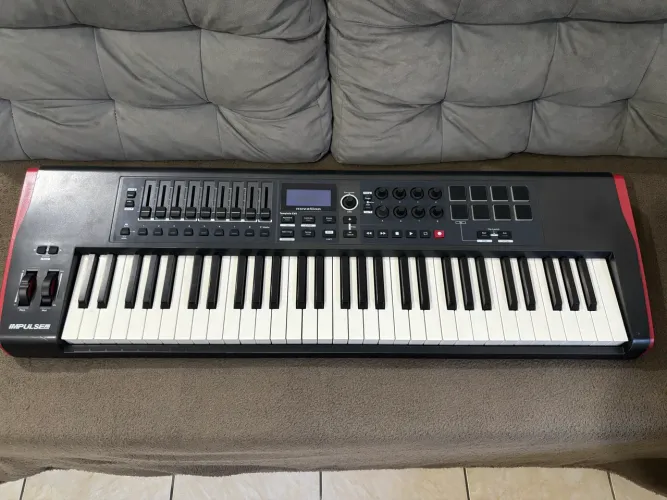 Controlador Novation Impulse 61