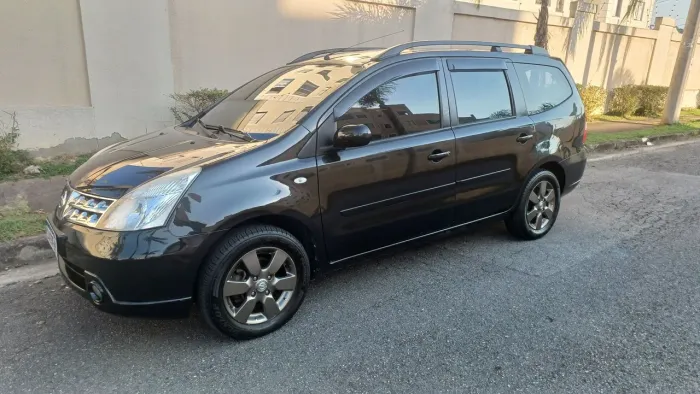 Nissan Grand Livina 1.8 S 16V 2011/2012 2012