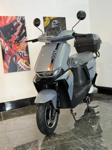 Scooter Elétrica DOT - 1000W - Autônomia incrível e design moderno
