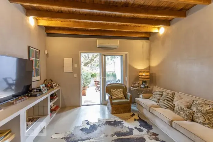 Casa à Venda - Vila Pompéia, 3 Quartos, 230 m2