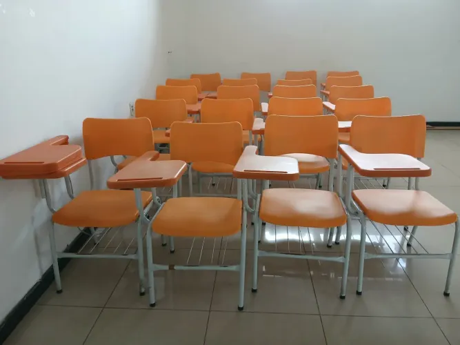 Cadeira escolar