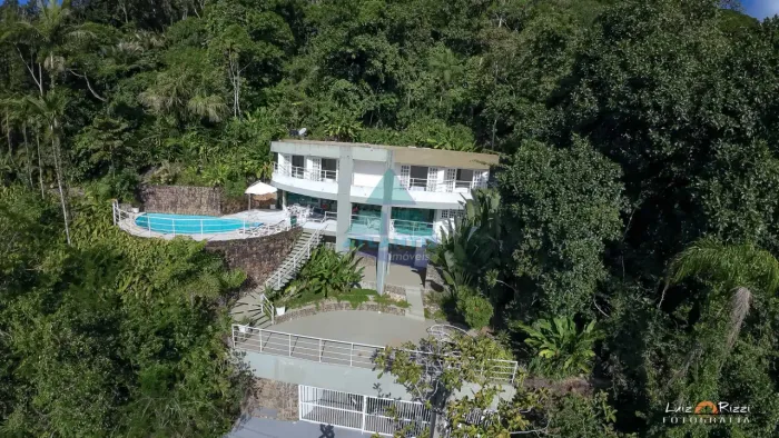 Casa com 4 quartos, Praia Vermelha do Sul, Ubatuba - R$ 3.5 mi, Cod: 2454