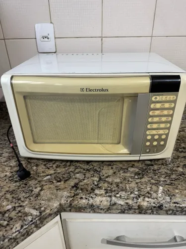 microondas electrolux 220v