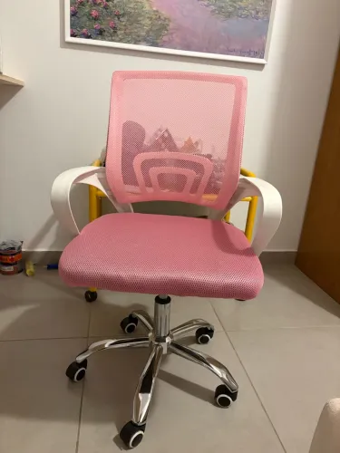 cadeira giratória de escritório rosa