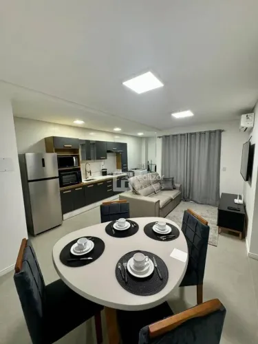 Apartamento com 2 dormitórios à venda, Praia de Fora - Palhoça/SC