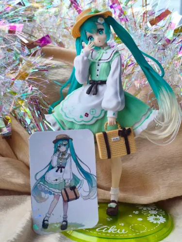 Figure da Hatsune Miku estilo Country Ver.
